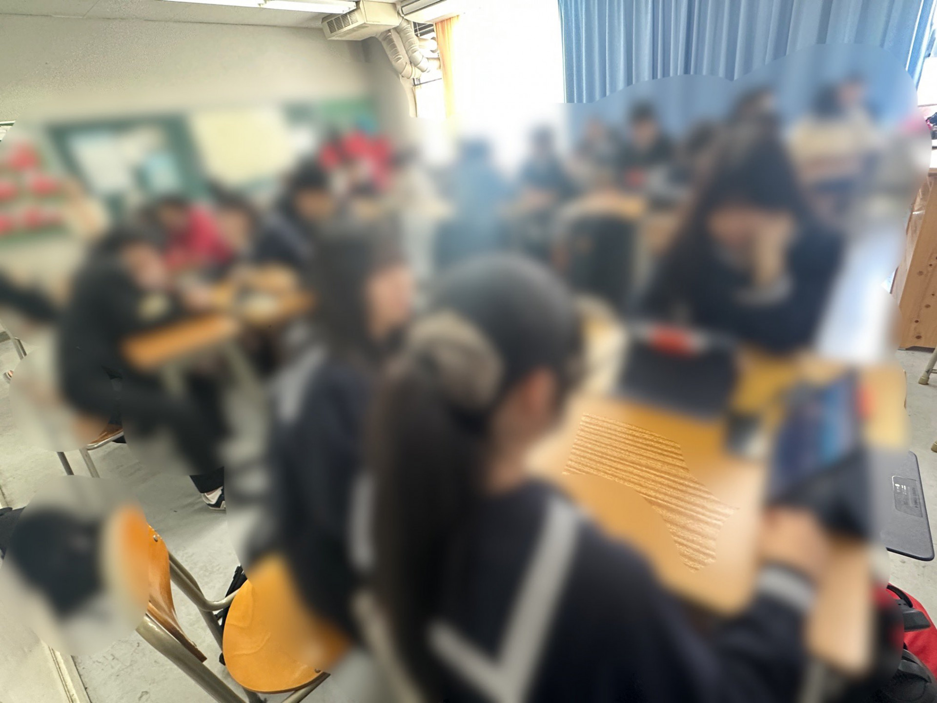 探究論文仮テーマの様子３